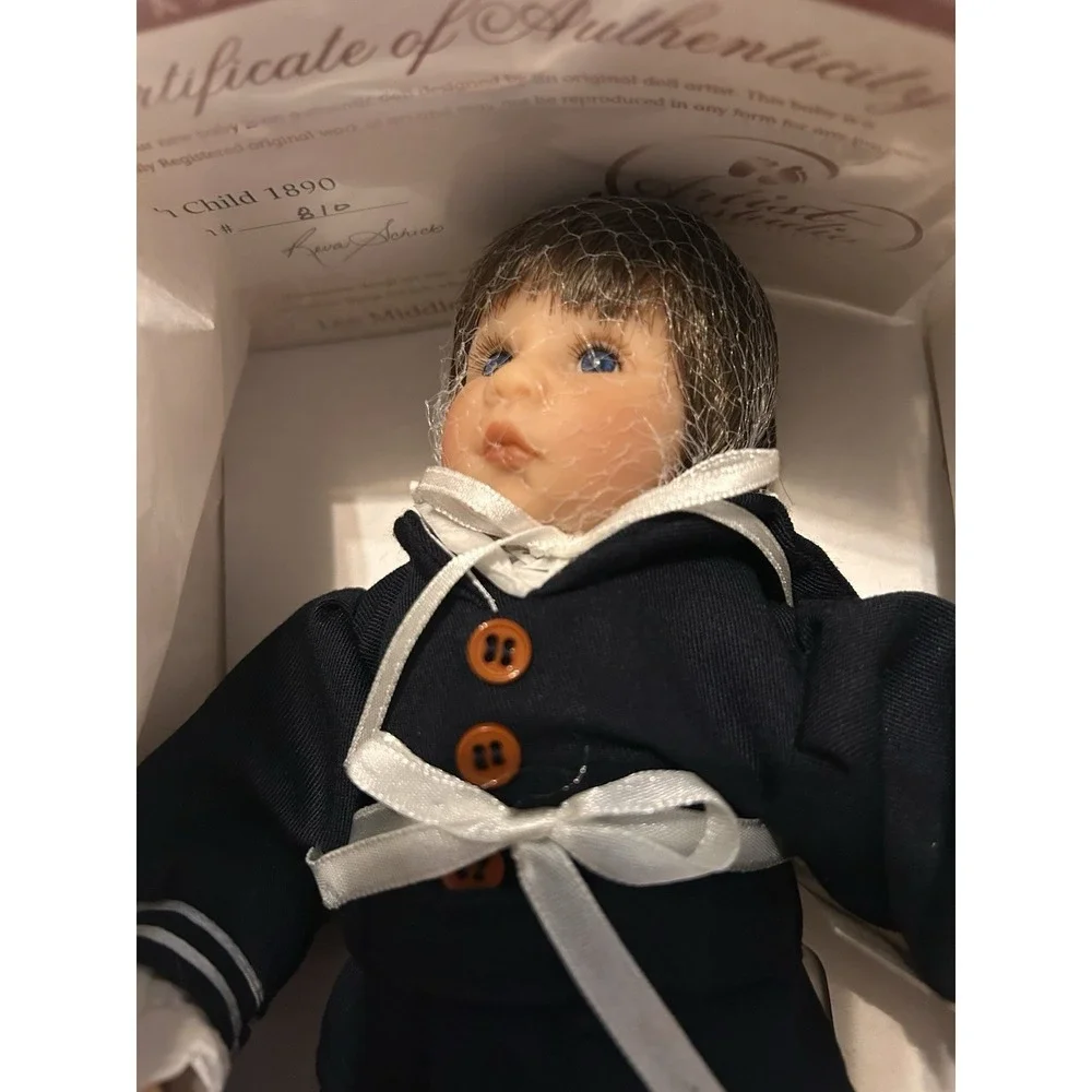 Lee Middleton Irish Child 1890 Miniature Doll #810 COA Artist Studio Reva Schick